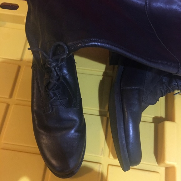 Lace up genuine leather black tall riding boot - Picture 2 of 4